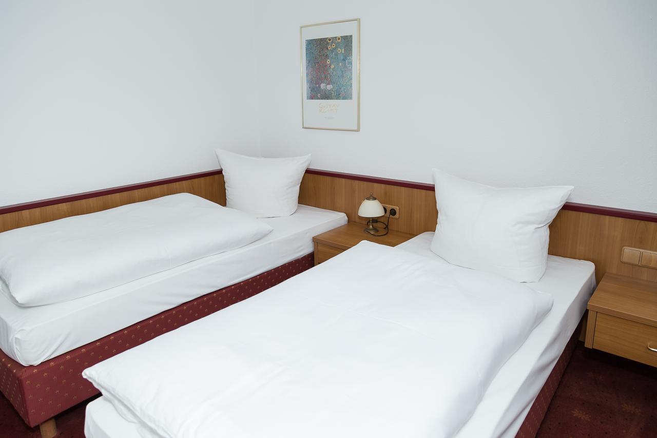 Landhotel Sonnenhof Ossig エクステリア 写真