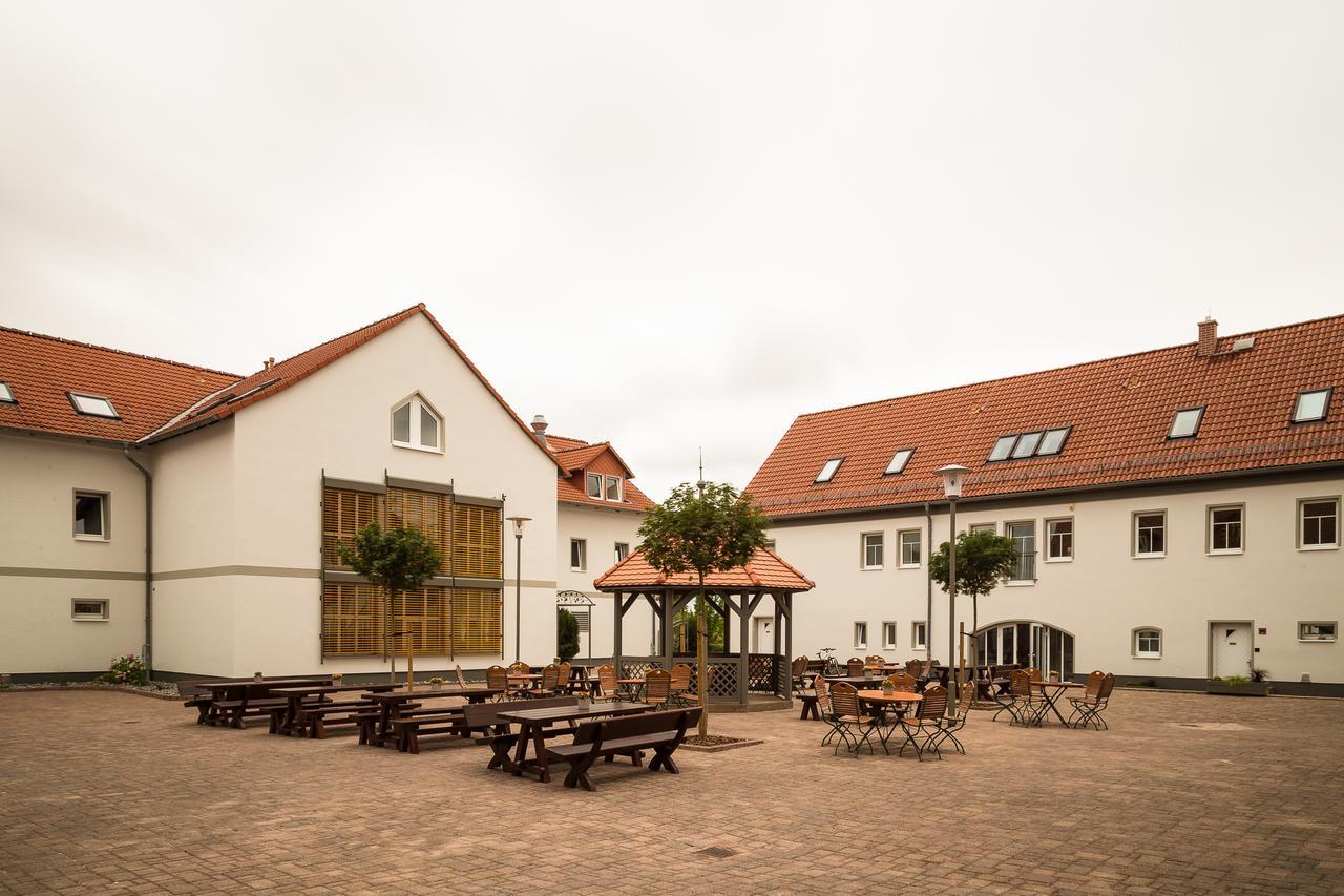 Landhotel Sonnenhof Ossig エクステリア 写真